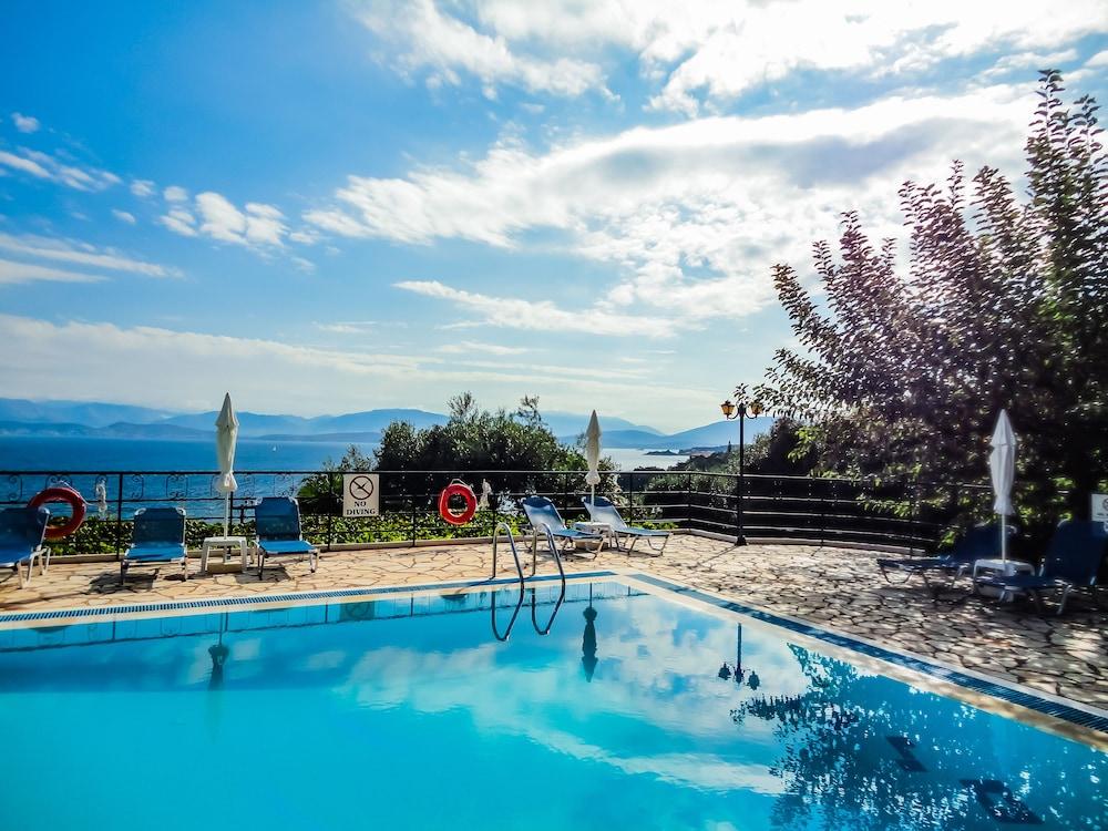 Dionysos Apartments Apraos Eksteriør bilde
