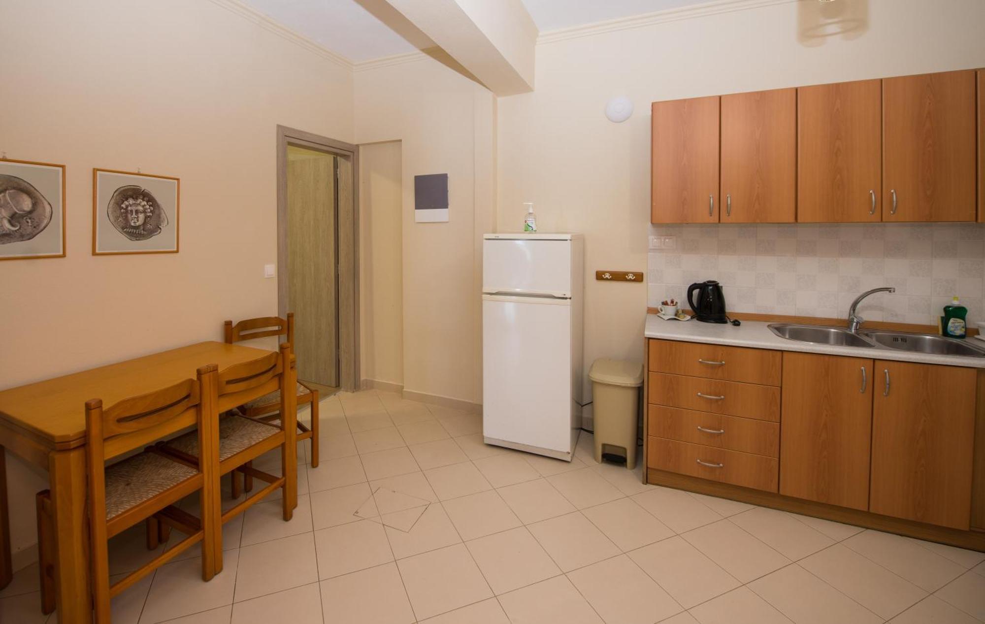 Dionysos Apartments Apraos Rom bilde